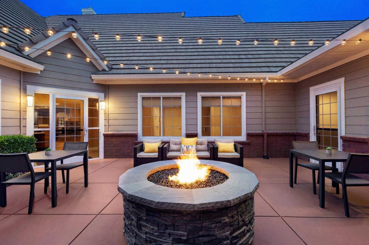 Residence Inn By Marriott Vacaville Exterior photo